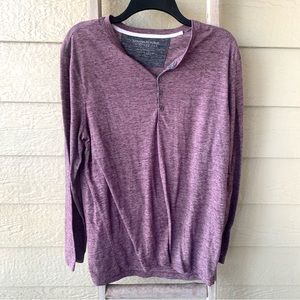 Banana Republic maroon and gray soft wash Henley vintage tee shirt